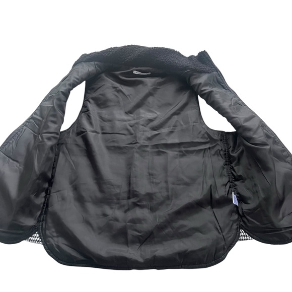 Staccato Women’s S Black White Houndstooth Knit Sherpa Collar Zipper Puffer Vest - Picture 7 of 15